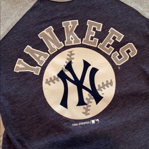New York Yankees toddler tee 18m 24m - Picture 1 of 4